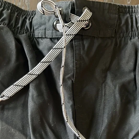 Men’s black orange and blue Nike board shorts size L - Picture 3 of 5